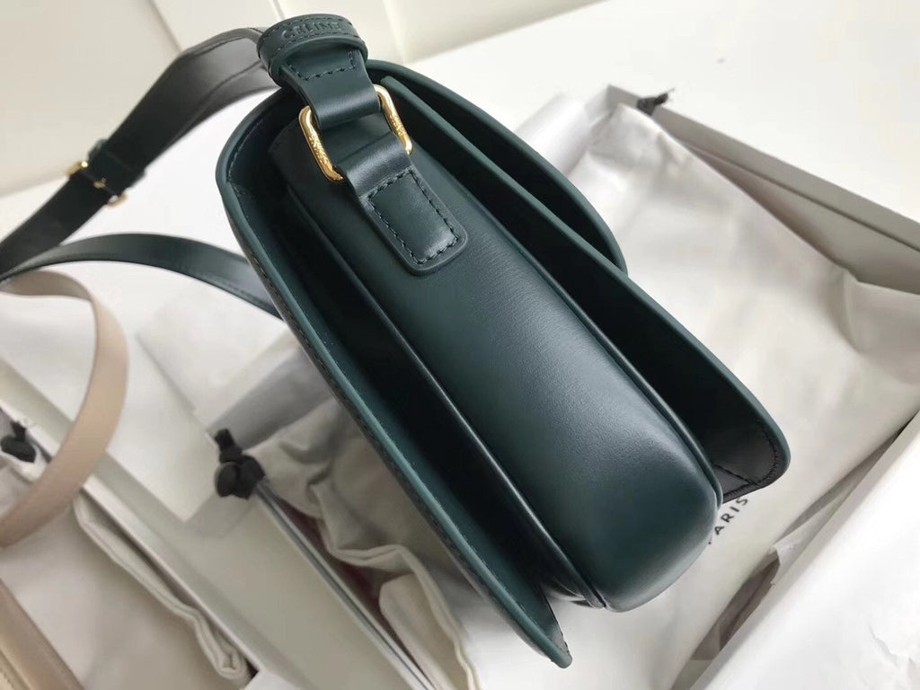 Celine MEDIUM TRIOMPHE BAG IN SHINY CALFSKIN GREEN