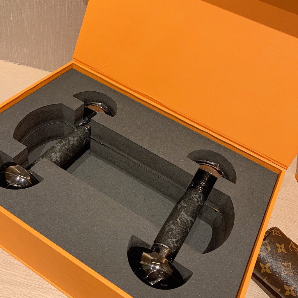 Louis Vuitton GI0433  DUMBBELLS