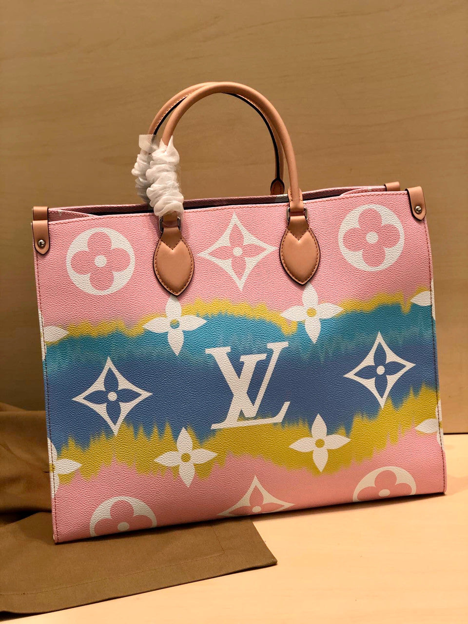 Louis Vuitton M45119 EXCLUSIVE - ONTHEGO GM