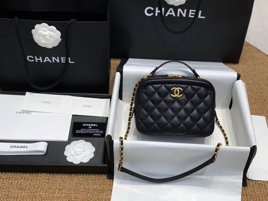 Chanel Vanity Case Black A57950