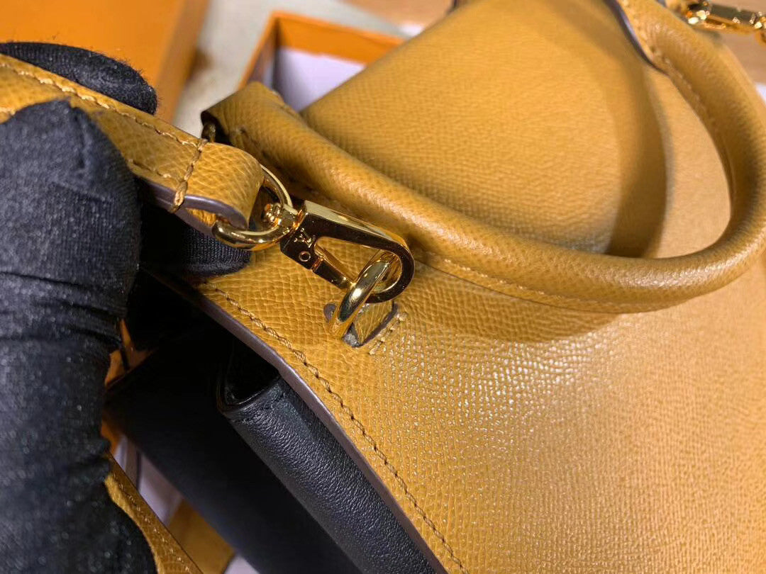 Louis Vuitton M55488 LV ARCH PM