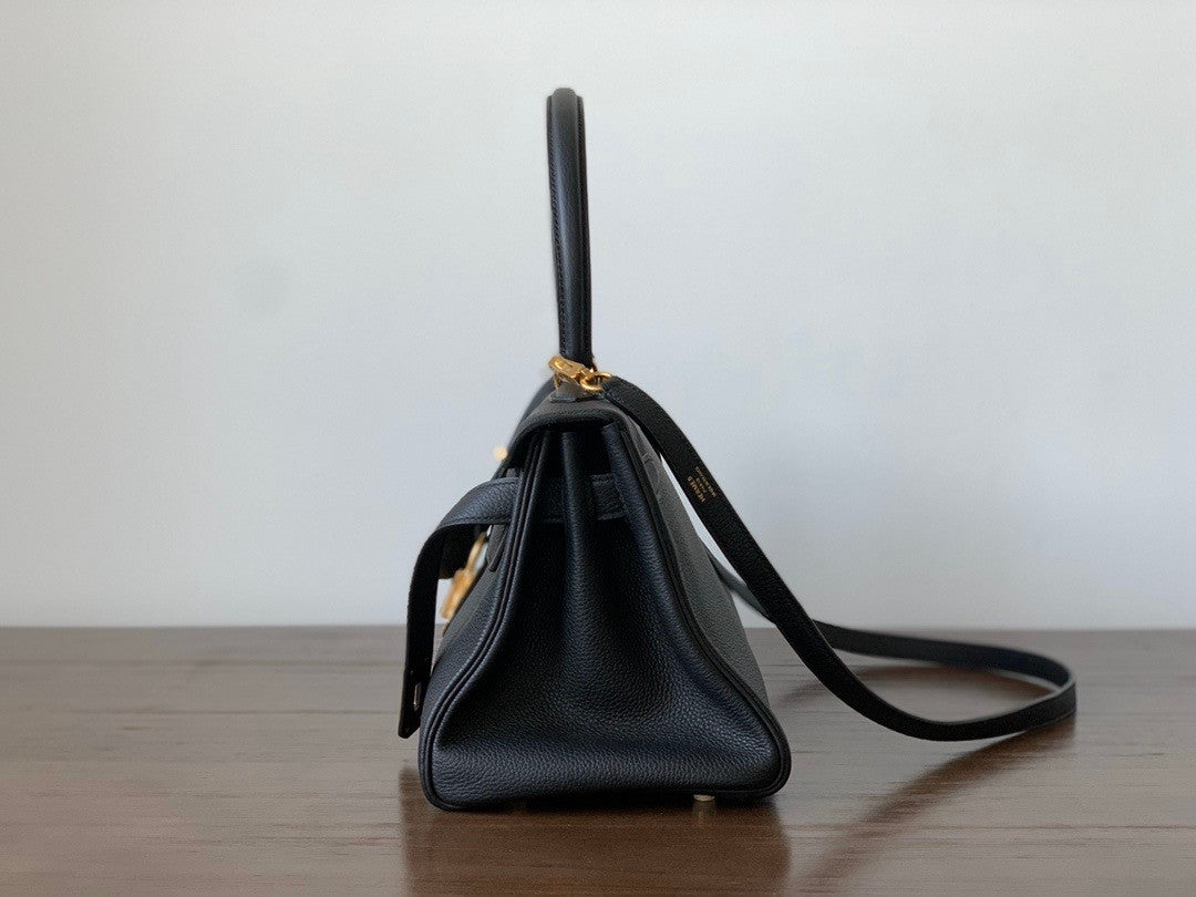 HERMÈS  Shoulder Kelly Black
