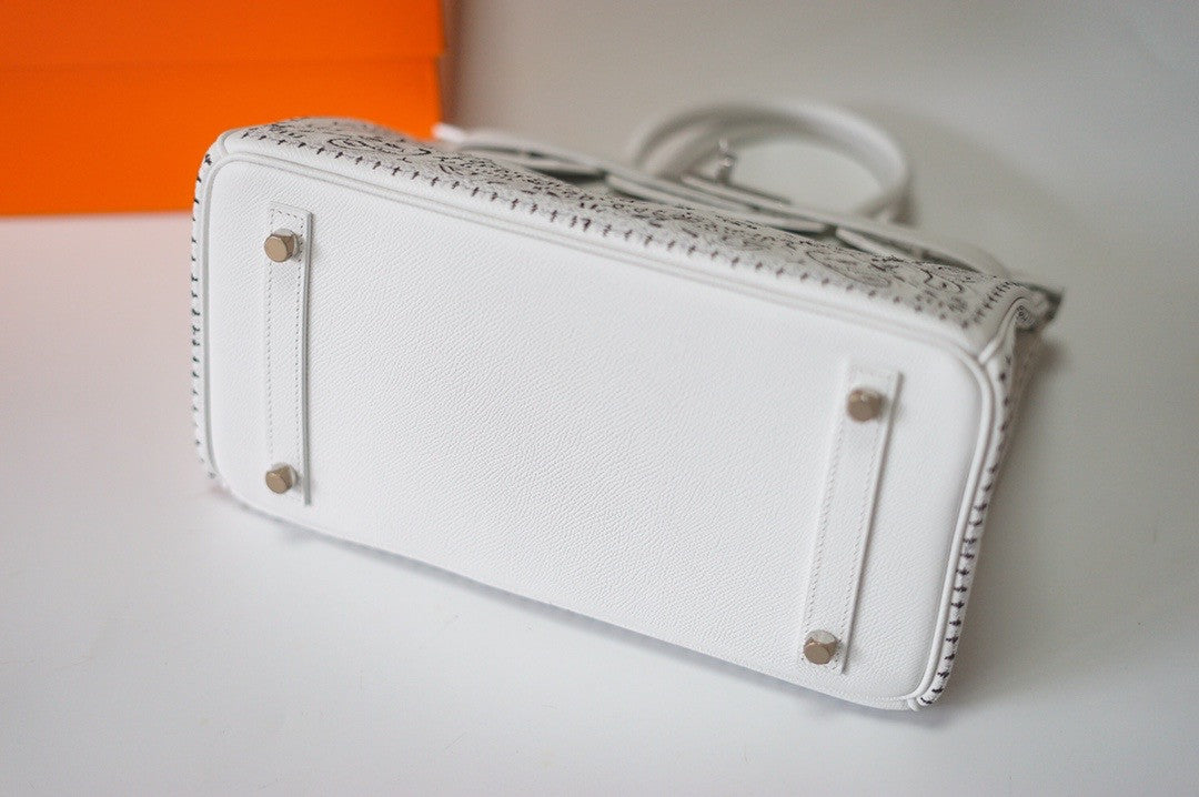 Hermes x Jay Ahr Special Edition custom-embroidering  White Birkin Bag 30cm Epsom Leather Palladium Hardware [Carry by Kylie Jenner, Cardi B]