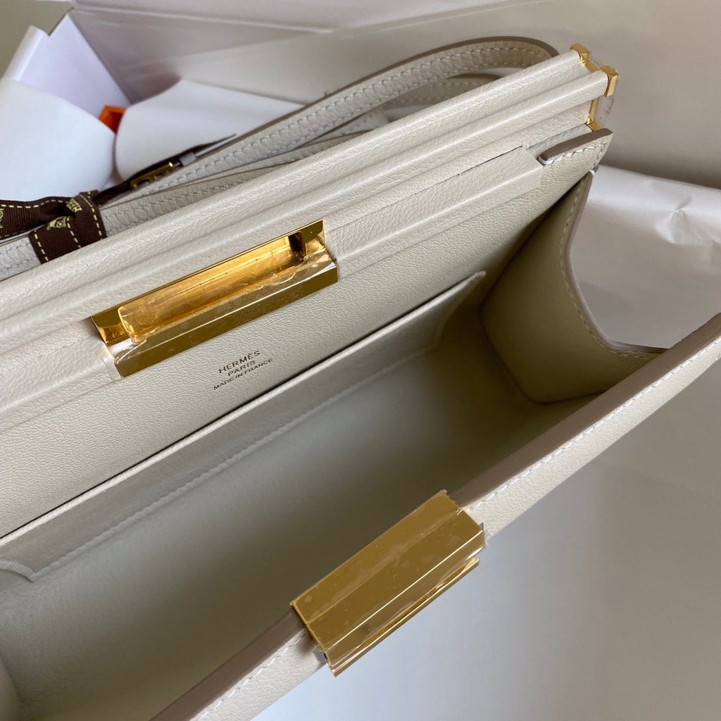 Hermes Clic-H 21 bag Craie Evercolor calfskin  with Gold hardwares