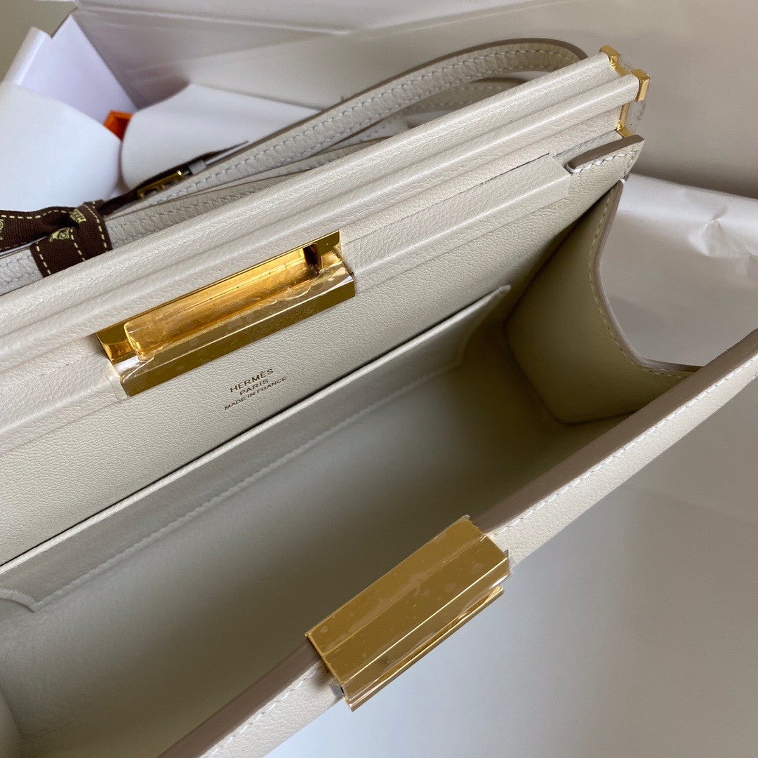 Hermes Clic-H 21 bag Craie Evercolor calfskin  with Gold hardwares