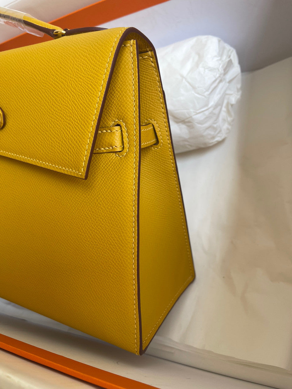 Hermes Kelly Sellier 20 en Desordre Amber