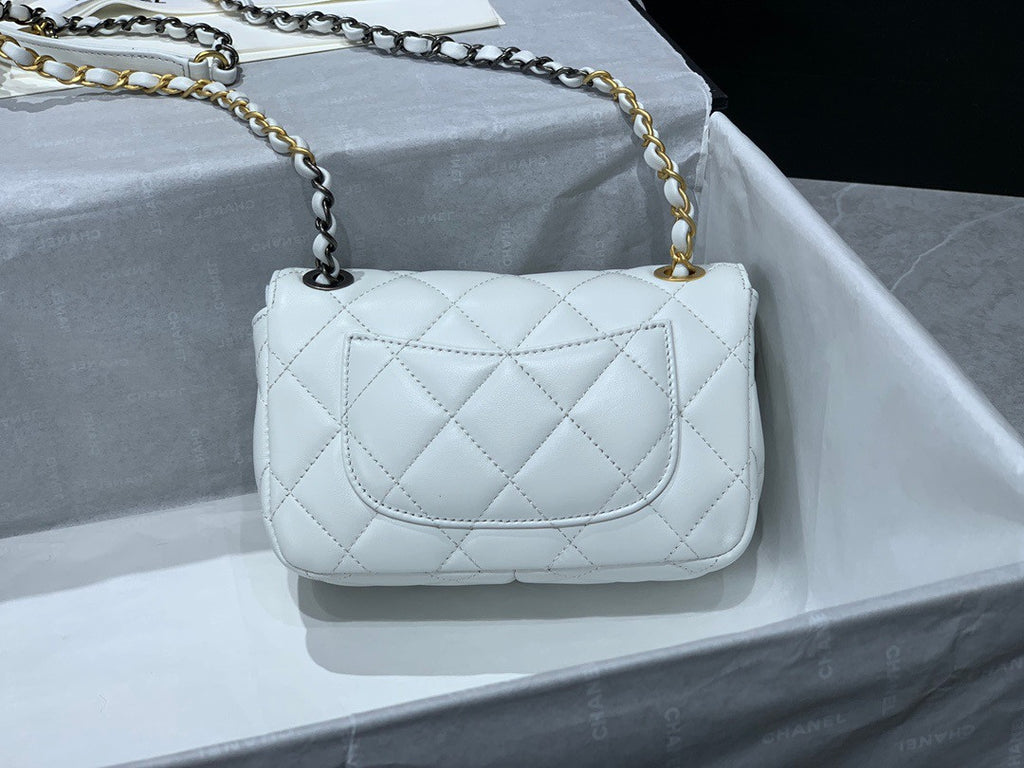 Chanel SMALL FLAP BAG WHITE AS2979 SS2022