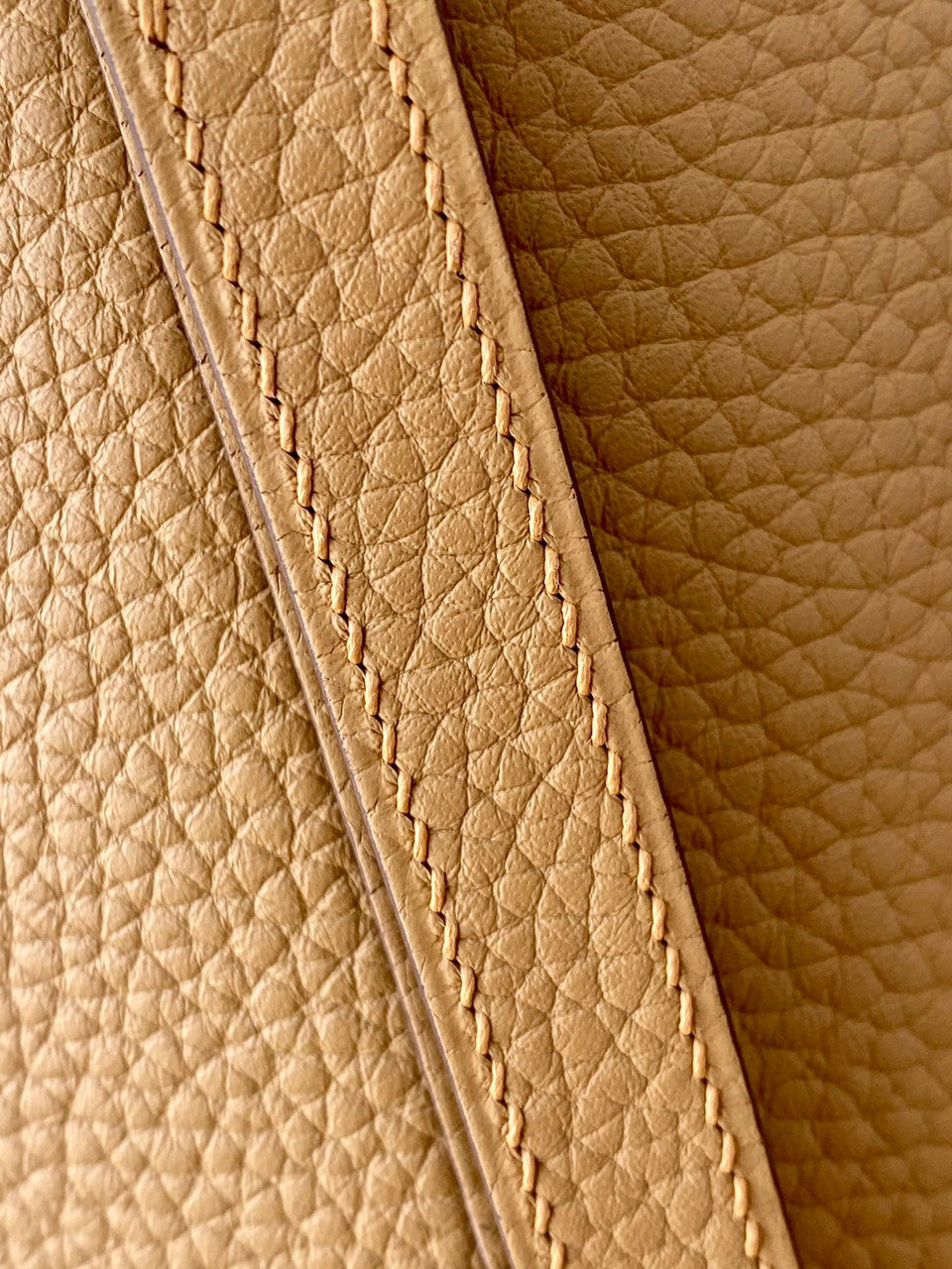 Hermes 4B Biscuit Picotin Lock 18 Togo Leather Bag