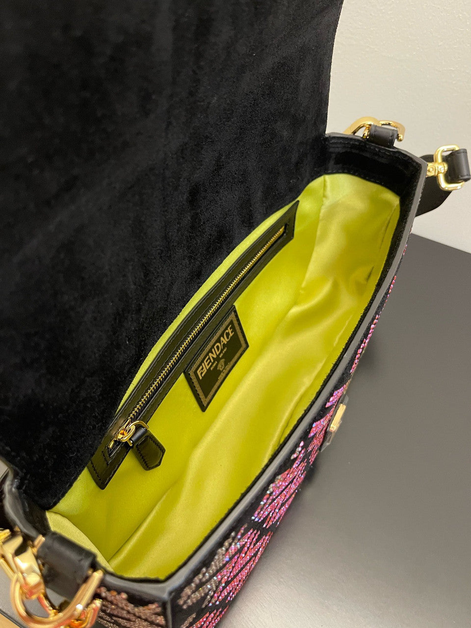 FENDACE BAGUETTE SHOULDER BAG