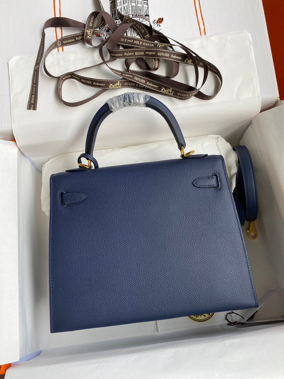 HERMES KELLY 28 SELLIER DEEP BLUE EPSOM GOLD HARDWARE