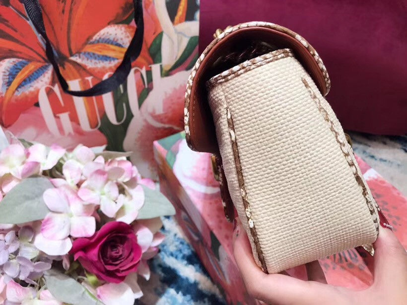 Gucci GG Marmont Beige raffia small shoulder bag
