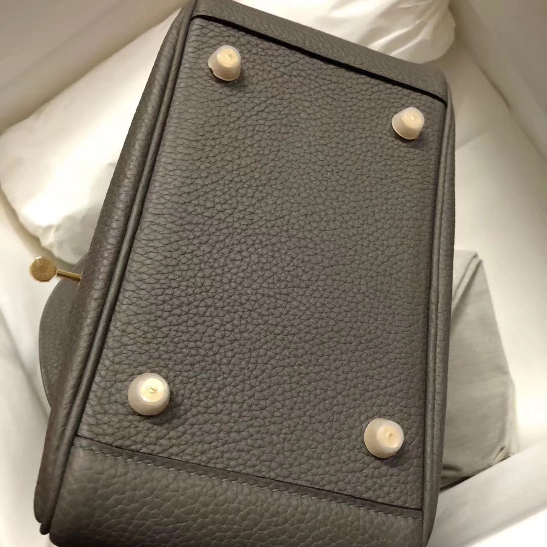 Hermès Mini Lindy 20cm Bag  8F Etain Taurillon Clemence Leather Gold Hardware