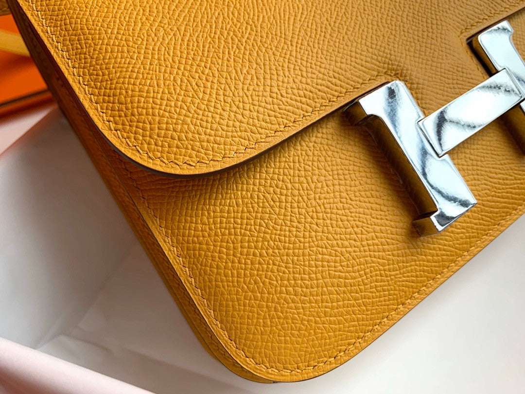 Hermes 9D Amber Constance 18 Epsom bag with Palladium Hardwares