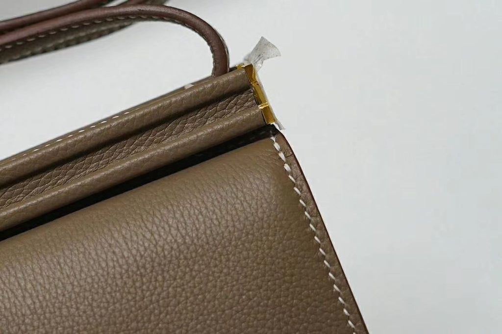 Hermes Clic-H 21 bag Etoupe Evercolor calfskin  with Gold hardwares