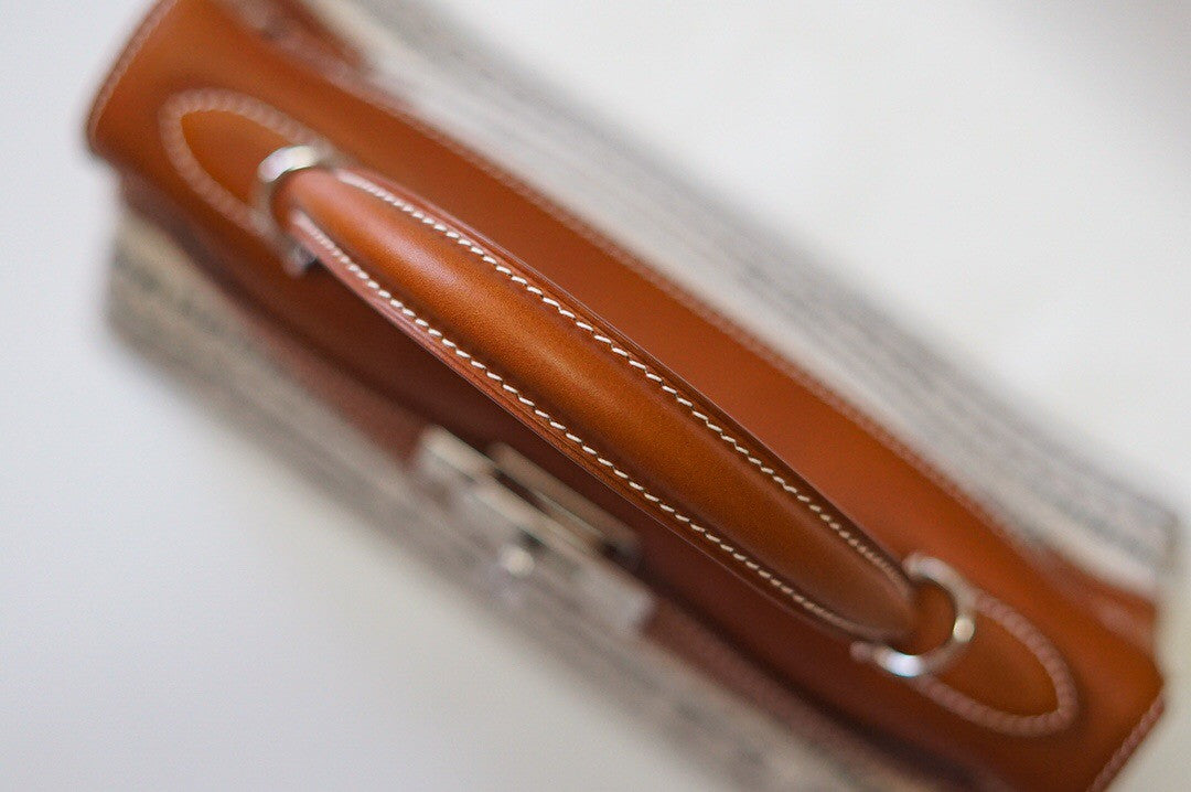 Hermes Dechainee Toile de Camp and Fauve Barenia Gold Kelly 28cm