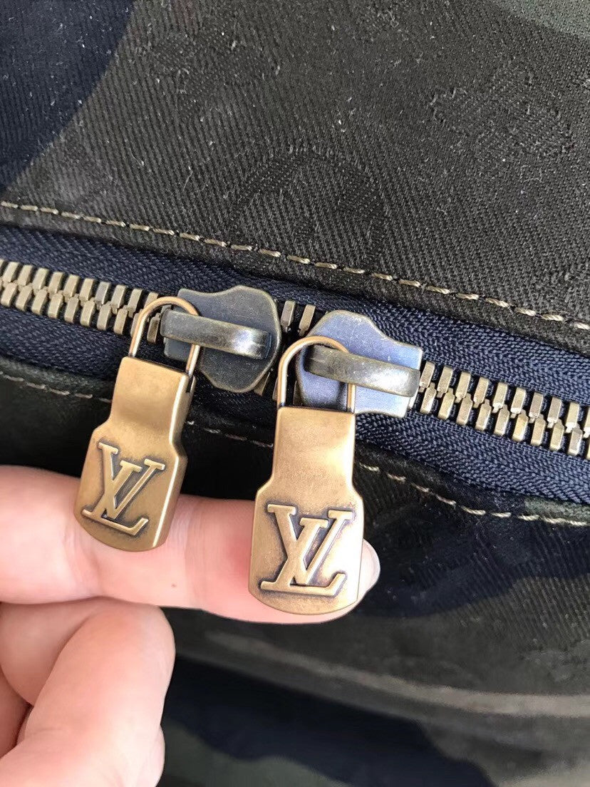 Louis Vuitton x Supreme Apollo Backpack Monogram Camo