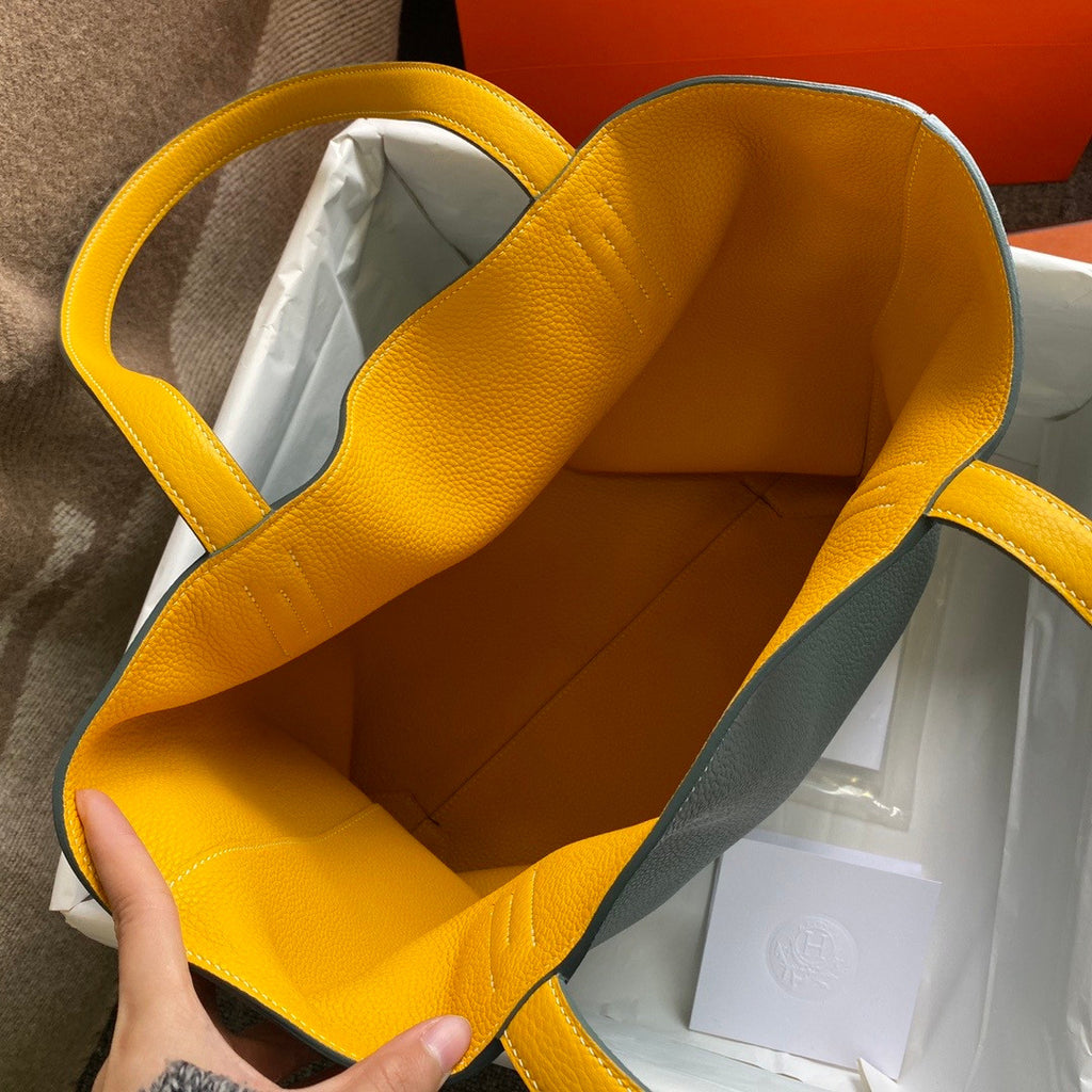 Hermes Double Sens Tote 30 Vert Amande & Amber