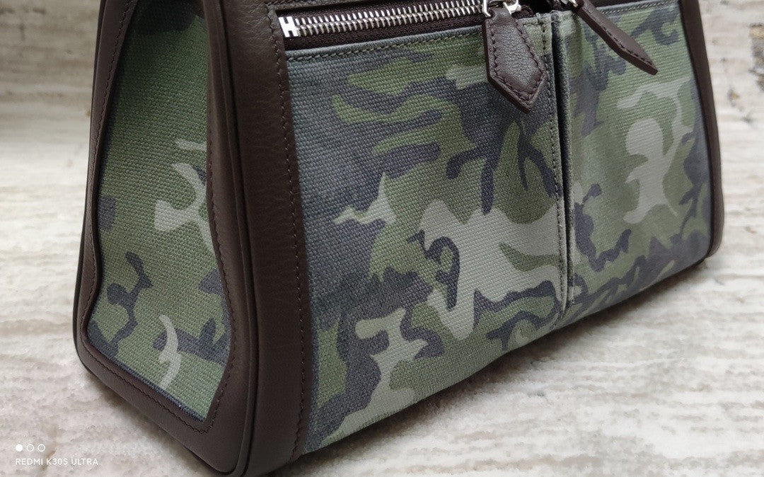 Hermes LIMITED EDITION BROWN SWIFT LEATHER & TOILE CAMOUFLAGE LAKIS KELLY 28 WITH PALLADIUM HARDWARE