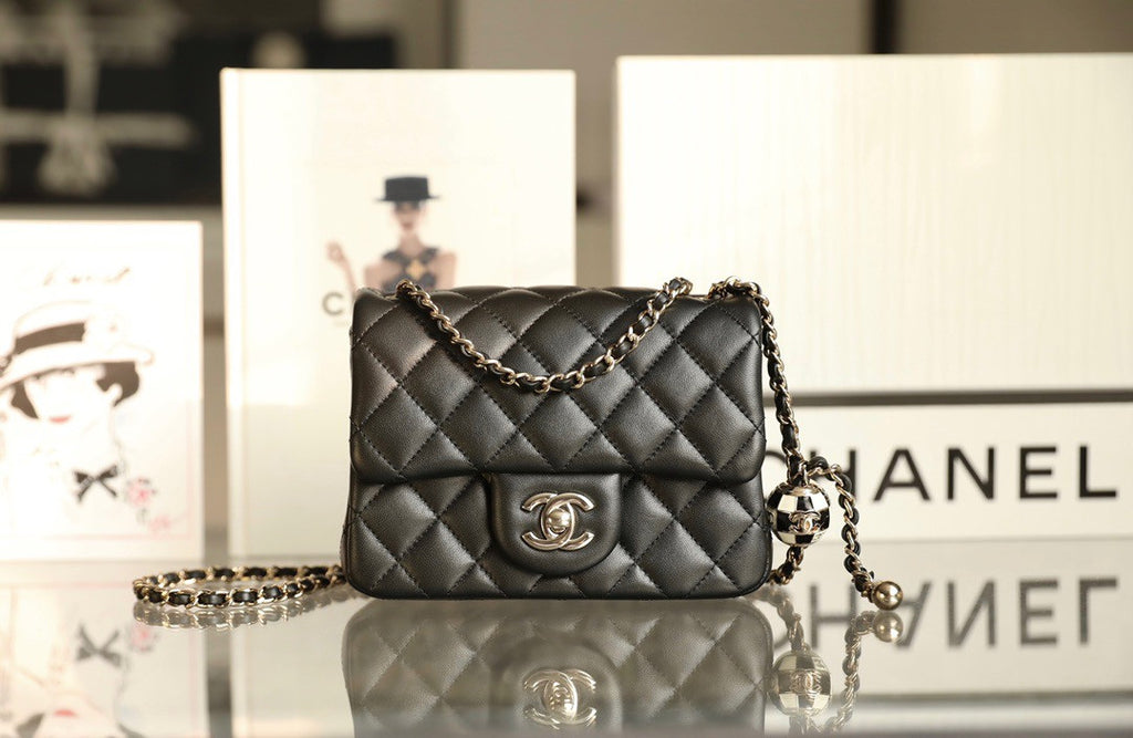 Chanel Cruise 2022/23 MINI FLAP BAG With Enamel