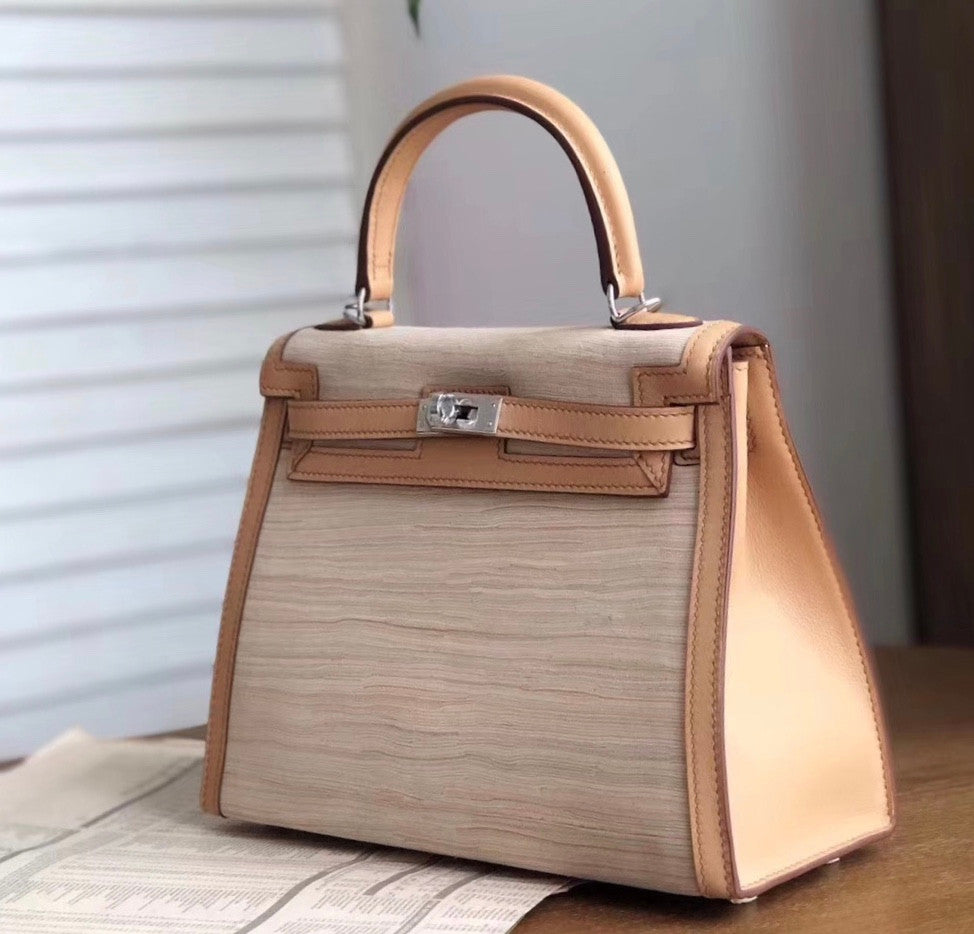 Hermes Vibrato Kelly 28  Gulliver and Vibrato leather