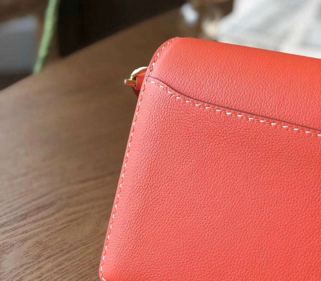 Hermes Orange Evercolor UN POINT SUR DEUX  Mini Roulis Bag