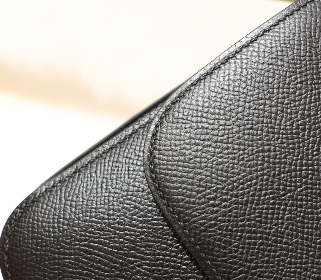 Hermes Black Constance Epsom leather 18cm Gold Hardware