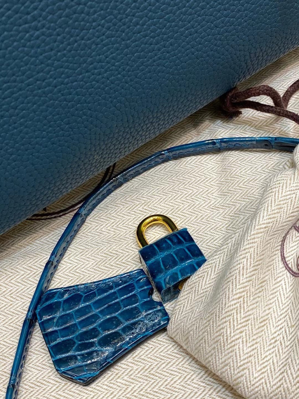 Hermes Birkin Touch 30  1P Colvert Shiny Niloticus Crocodile & Togo leather with Gold Hardware