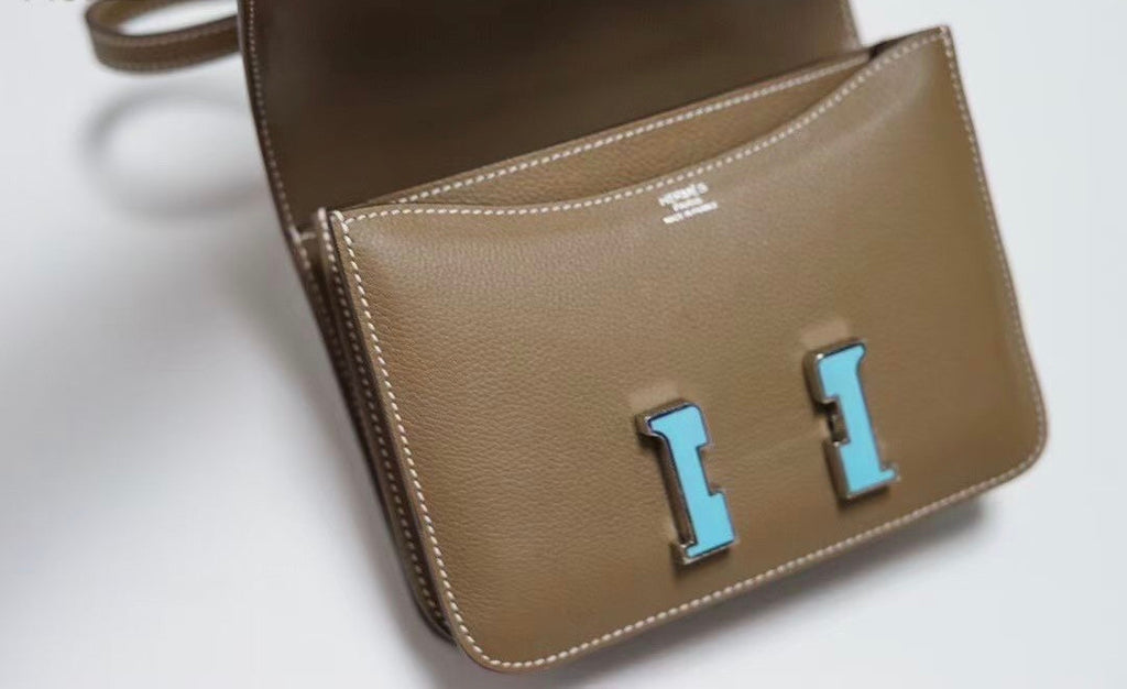 Hermes Etoupe Constance Epsom leather 18cm With Enamel Hardware