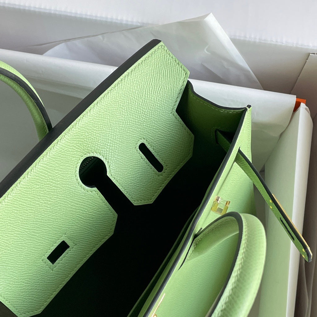 Hermès Vert Criquet Birkin 30 cm Epsom Leather Gold Hardware