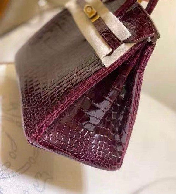 Hermes Bordeaux Birkin 30 in Niloticus Crocodile with Gold hardware