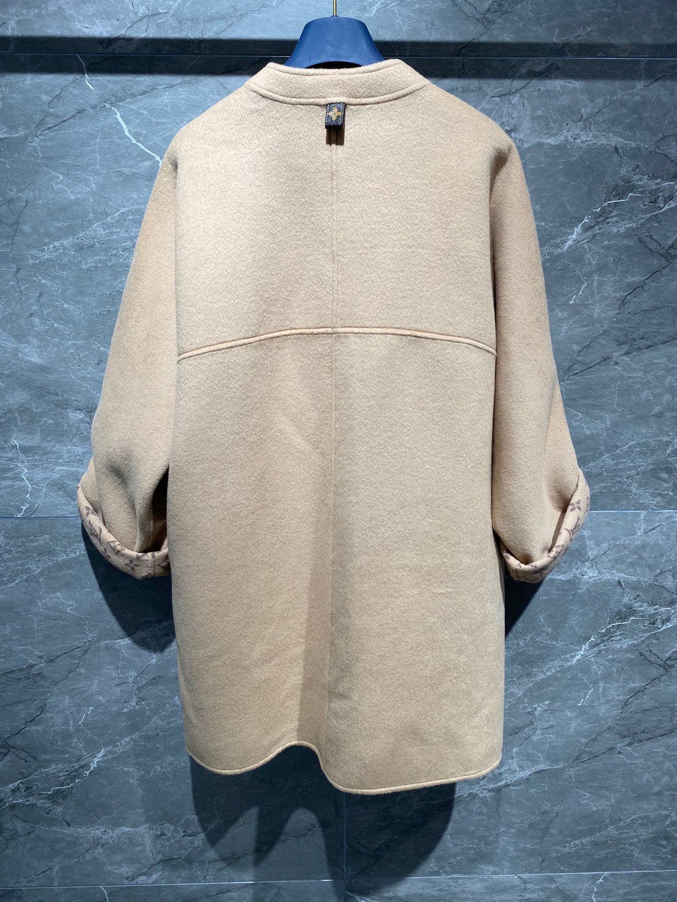 Louis Vuitton 1AA89O BOXY BUTTON-UP COAT