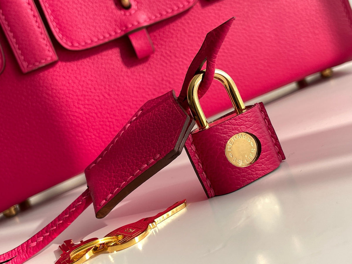 HERMES New Drag 22 Bag Red
