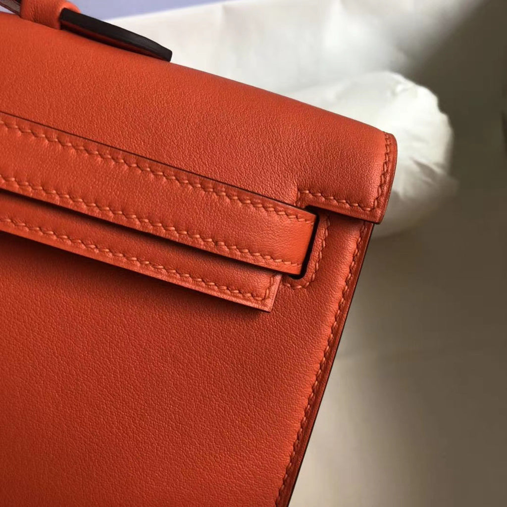 HERMES KELLY CUT CLUTCH BAG ORANGE SWIFT GOLD HARDWARE