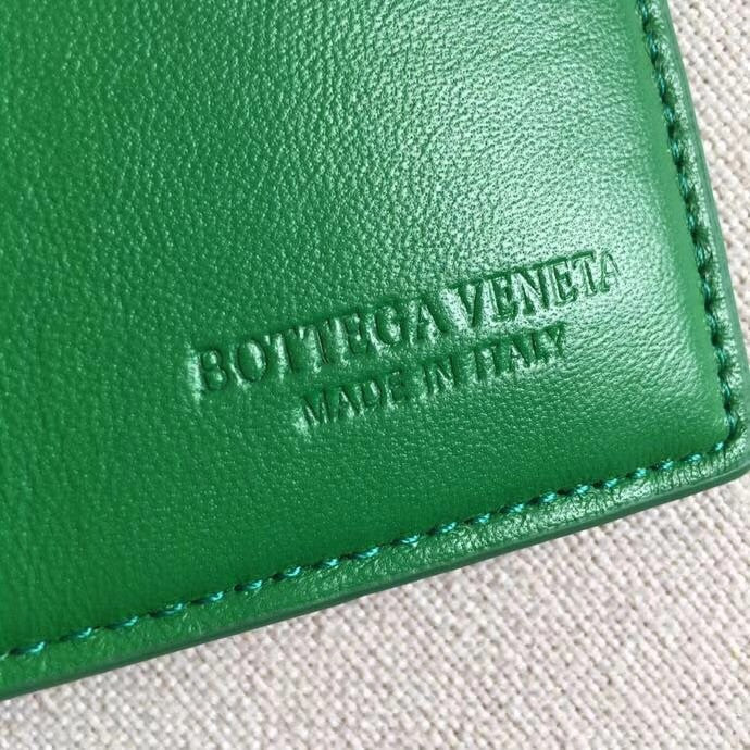 Bottega Veneta MAXI SHOULDER BAG GREEN