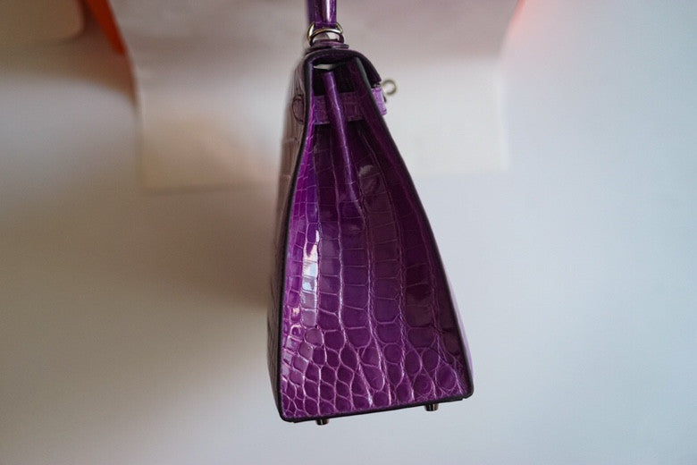 Hermes Iris Kelly 32 in Alligator with Diamond