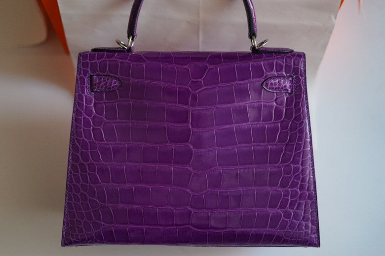 Hermes Iris Kelly 32 in Alligator with Diamond