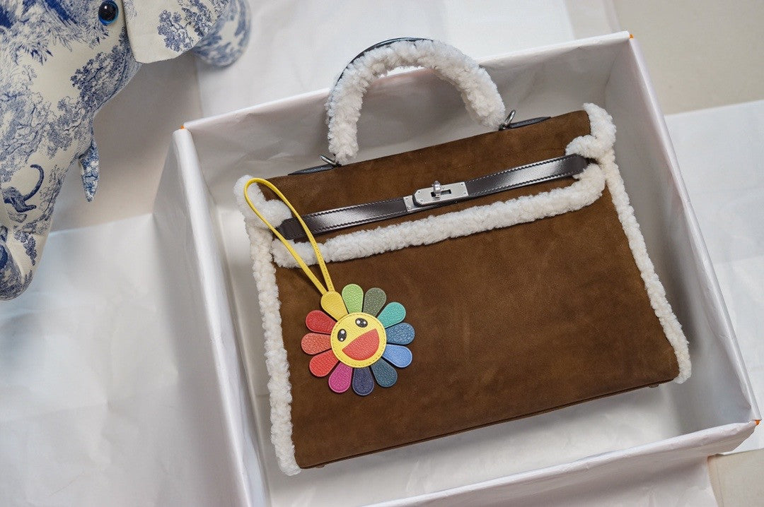 [Exclusive] Hermès Kelly 35 Limited Edition Teddy Shearling Bag