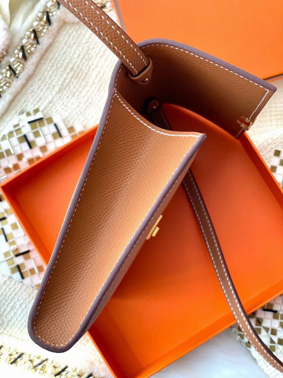 Hermes Clic 16 wallet Gold Epsom Leather With Gold Hardware