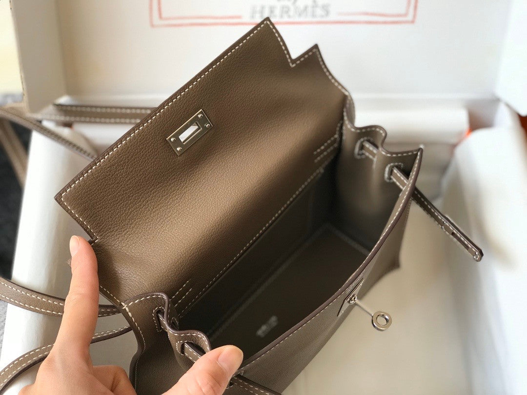Hermes Etoupe Kelly Danse Bag Swift Leather Palladium Hardware