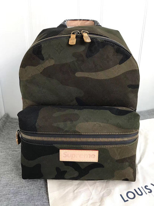 Louis Vuitton x Supreme Apollo Backpack Monogram Camo