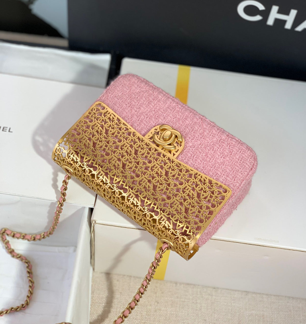 Chanel Fall/Winter 2022-23 MINI EVENING BAG