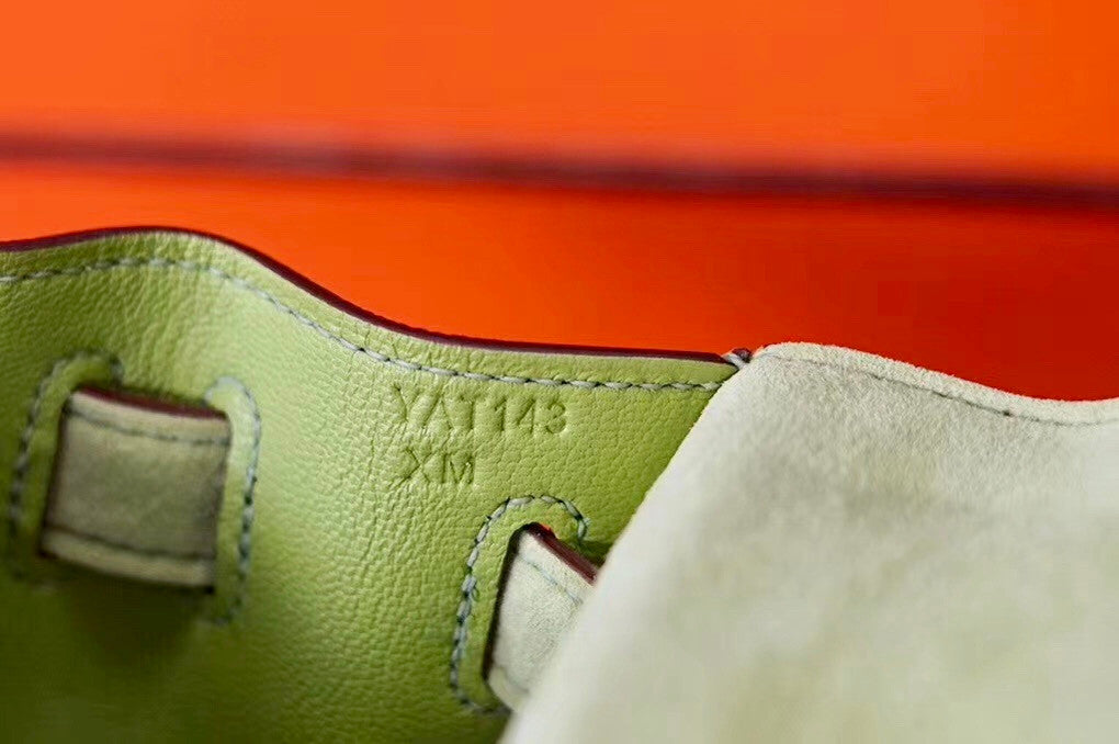 Hermes  FEATHER KELLY 32 Green Peacock feather & Suede  with Gold Hardware