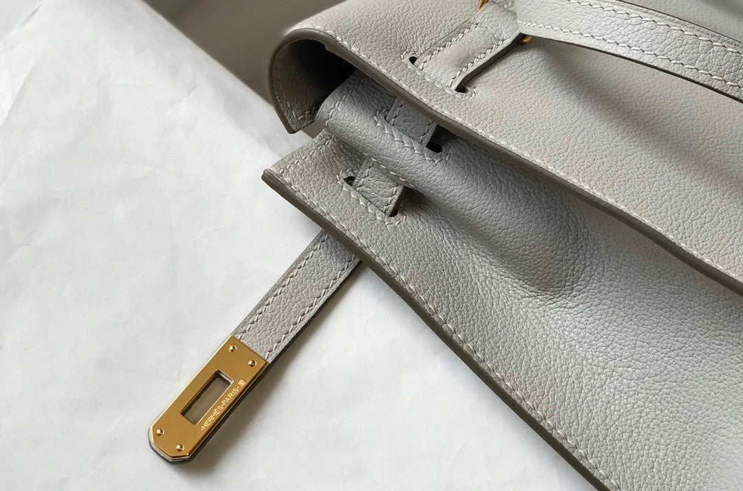 Hermes GRIS PERLE  Kelly Danse Bag Evercolour Leather Gold Hardware