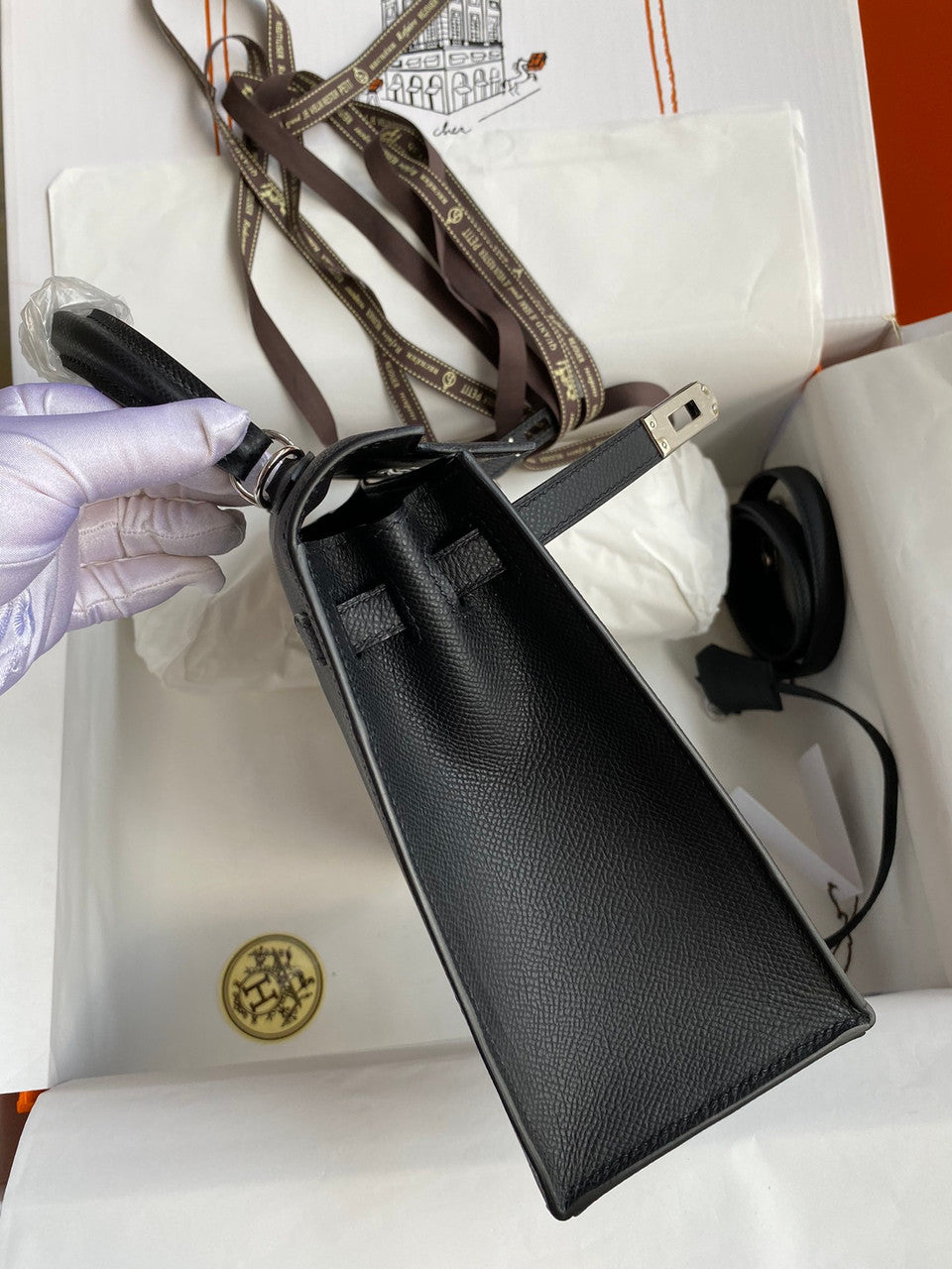 HERMES KELLY 28 SELLIER BLACK  EPSOM PALLADIUM HARDWARE