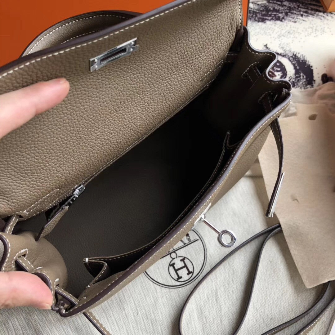 Hermes ETOUPE  Kelly 25 cm Togo Palladium  Hardware
