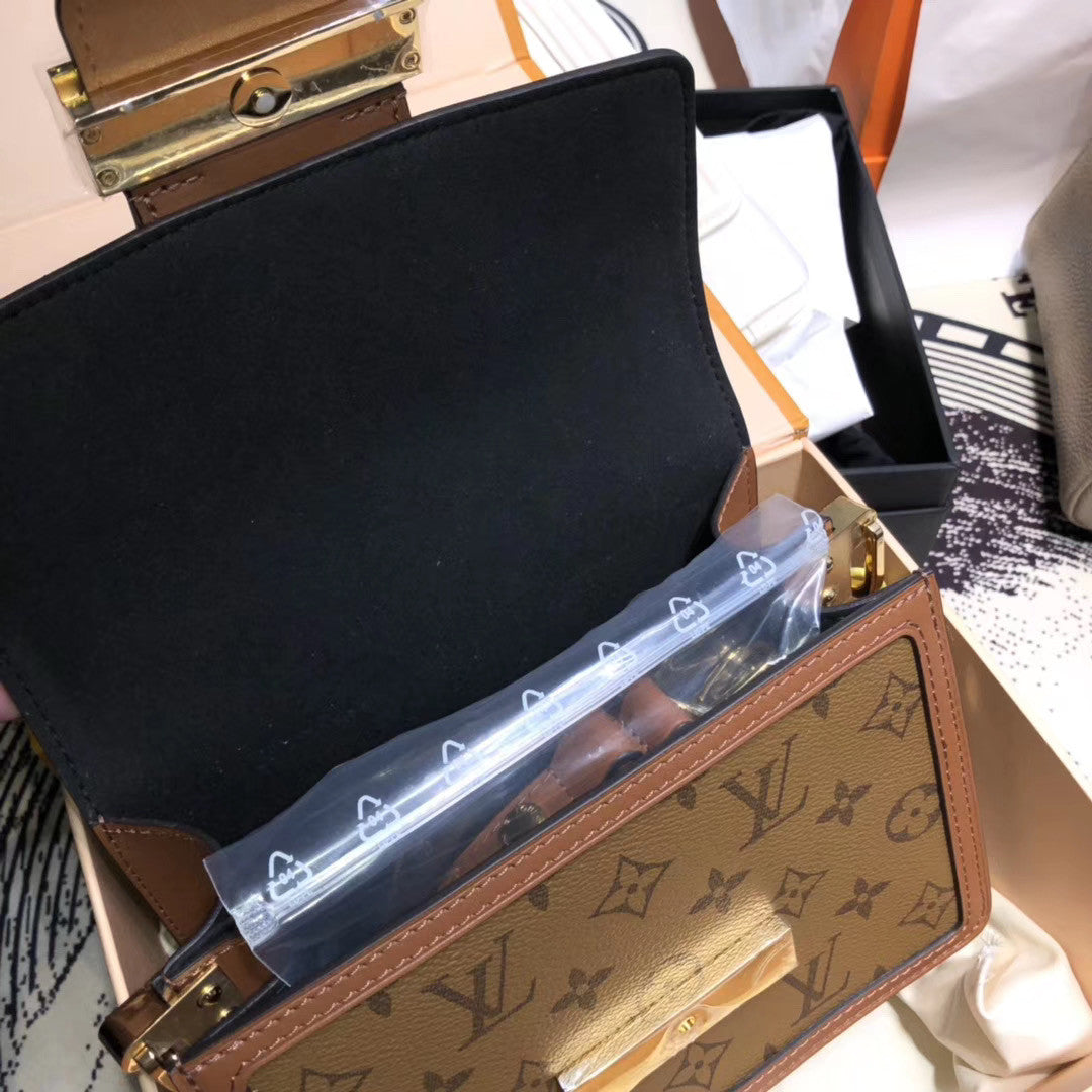 Louis Vuitton M44580 MINI DAUPHINE
