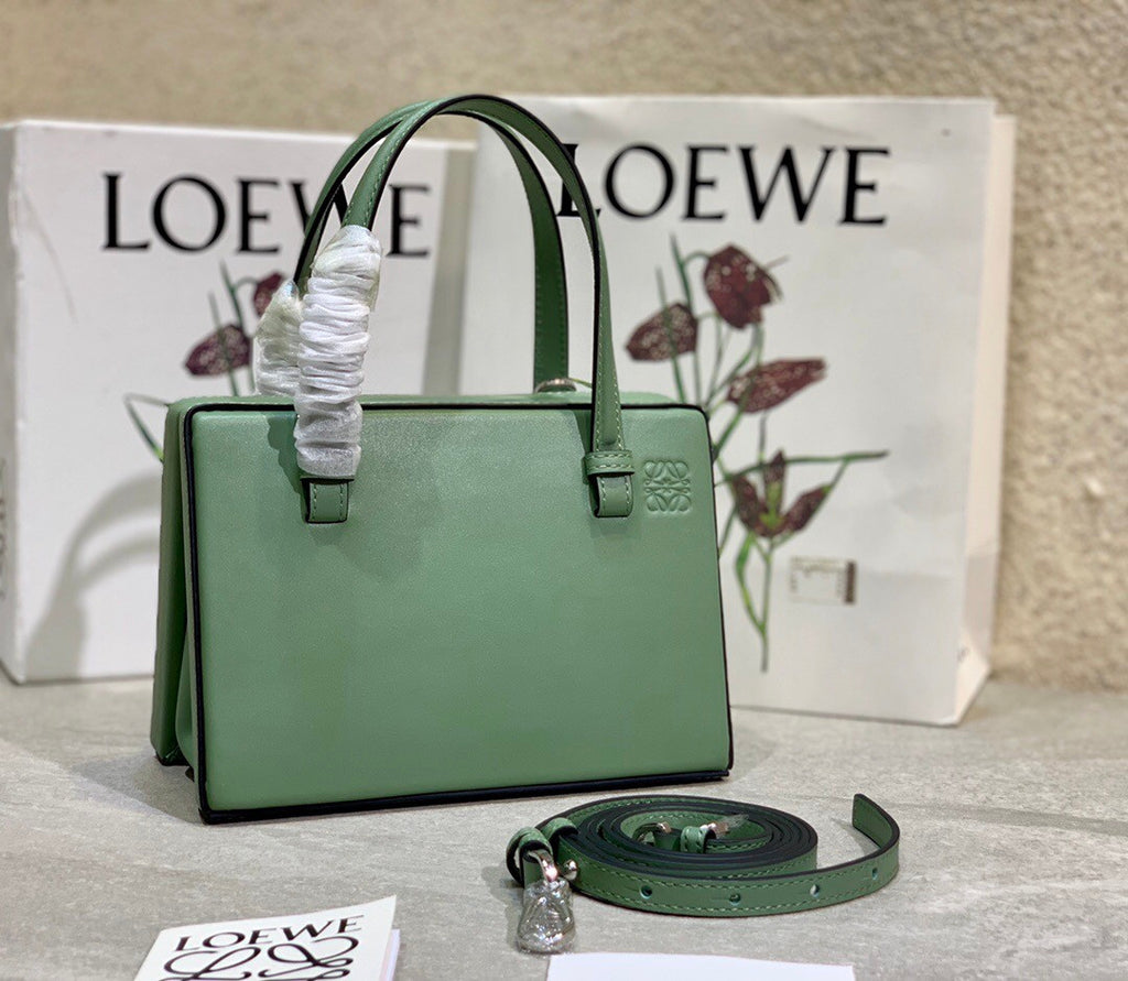 Loewe Postal Bag Green