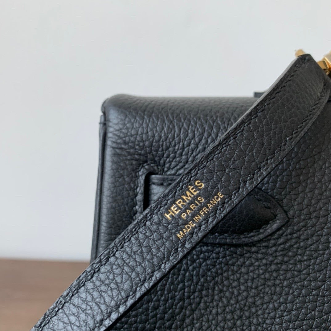 HERMÈS  Shoulder Kelly Black