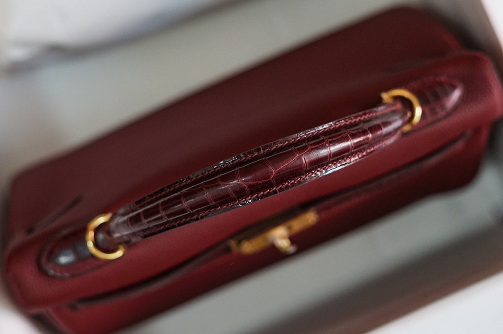 Hermes Bordeaux Kelly Touch bag 32 Retourne Togo/ Niloticus Crocodile