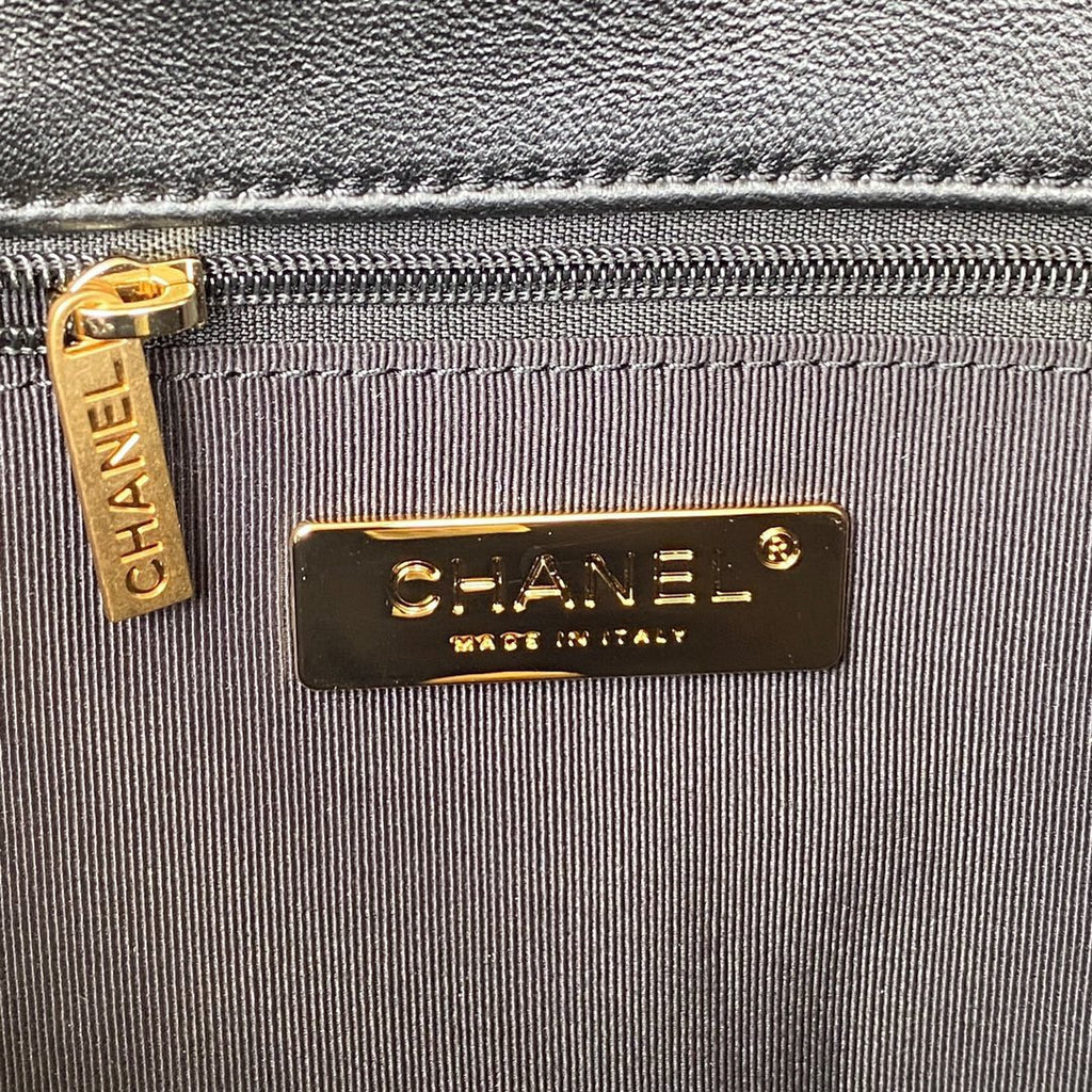 CHANEL 19 Multicoloured Handbag